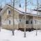 Holiday Home Lomahuoneisto b by Interhome