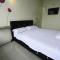 Max Inn Hotel
