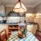 Siena’s Edge Apartment Rustic Villa Charm