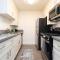 Hollywood 1Bed Apt w Rooftop pool & Panoramic View - لوس أنجلوس