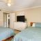 Biloxi Condo with Pool Access - Steps to Beach! - 比洛克西