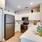 Updated 3 Bedroom Townhome, Steps to the Beach with Views from the Balcony - Bradenton Beach