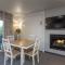 Riverside Condo located Downtown Enjoy Nightlife