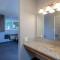 Riverside Condo located Downtown Enjoy Nightlife - بيند