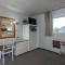 Riverside Condo located Downtown Enjoy Nightlife