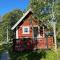 By Lake Rusken - 2 cottages - fantastic nature