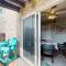 Seahorse Condominiums 105