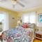 Pleasant ocean view home with balcony, rocking chairs, soaking tub, AC, & W/D