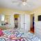 Pleasant ocean view home with balcony, rocking chairs, soaking tub, AC, & W/D
