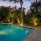3 min walk to the beach with large private pool - Holmes Beach