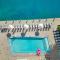Spectacular Apartment Beachwalk Bliss Pool Gym