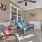 Footprints In The Sand by Oak Island Accommodations - أوك آيلاند