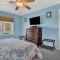 Footprints In The Sand by Oak Island Accommodations - أوك آيلاند