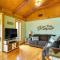 Duck and Bugs Cabin on Boone Lake with Boat Dock!