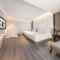 Atour Hotel Meizhou Meixian Baili Plaza