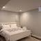 Spacious Bottom-Floor 2BR Suite