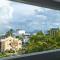Panoramic views 3BR Cairns City Apartment - Кэрнс