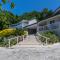 Hide-Away Guest House