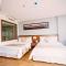 1986s Hotel
