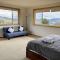 Cosy Guesthouse with River Views - Lenah Valley