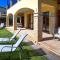 Beautiful Ground Floor Apartment BC02 - Lelantos, Theseus Village
