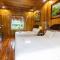 Hang Lan Bungalow