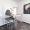 Center 2Br Apt w/ parking and 250m walk from beach