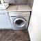 Center 2Br Apt w/ parking and 250m walk from beach