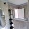 Center 2Br Apt w/ parking and 250m walk from beach