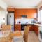 Warm Residence in the heart of the City Center - Balcony & view