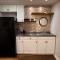 Spacious Bottom-Floor 2BR Suite