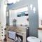 Restful and Cosy 4 Bed Home Minutes from the Beach