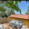 Brač Island Holiday Home With Pool And Sea View