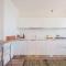Apartment La casa dei limoni di Valeria by Interhome