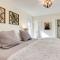 Bright Asheville Retreat with Hot Tub and Decks! - أشفيل