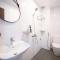 D&C House -3 Mins walk to My Khe Beach DN - Full Ac - Da Nang