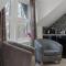 Modern city centre studio apartment