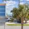 Newly Renovated Condo with Beach access steps away - Myrtle Beach