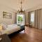 VISTA PLAZA - Exceptional Location