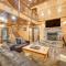 Broken Bow Cabin on 1 Acre with Hot Tub and Fire Pit! - Stephens Gap