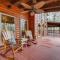 Broken Bow Cabin on 1 Acre with Hot Tub and Fire Pit! - Stephens Gap