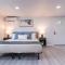 Buriens Top Unit with Spa-Inspired Bathroom