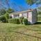 Spacious Retreat, 2 Miles to Tuskegee University - Tuskegee