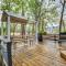 Willis Vacation Rental about 2 Mi to Lake Conroe!