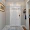 Downtown Retreat, Minutes from Main Street with Fenced in Backyard - Greenville
