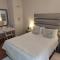 On The Square Accommodation - Riebeek-Kasteel