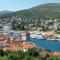 3 Bedroom Cozy Apartment In Marina