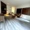 Cozy Rustic Condo w Pool ,Patio, Mailbox - دالاس