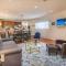 Stunning huge one level 1350 ft. cottage - مشن فيجو