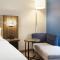 Holiday Inn Express & Suites Port Washington by IHG